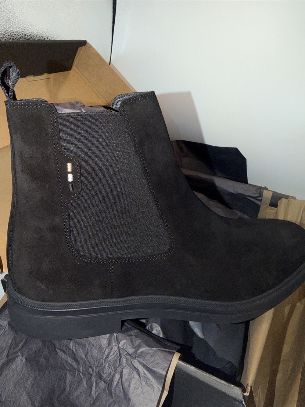 BOSS Men's Calev Suede Wingtip Chelsea Boots Size 12